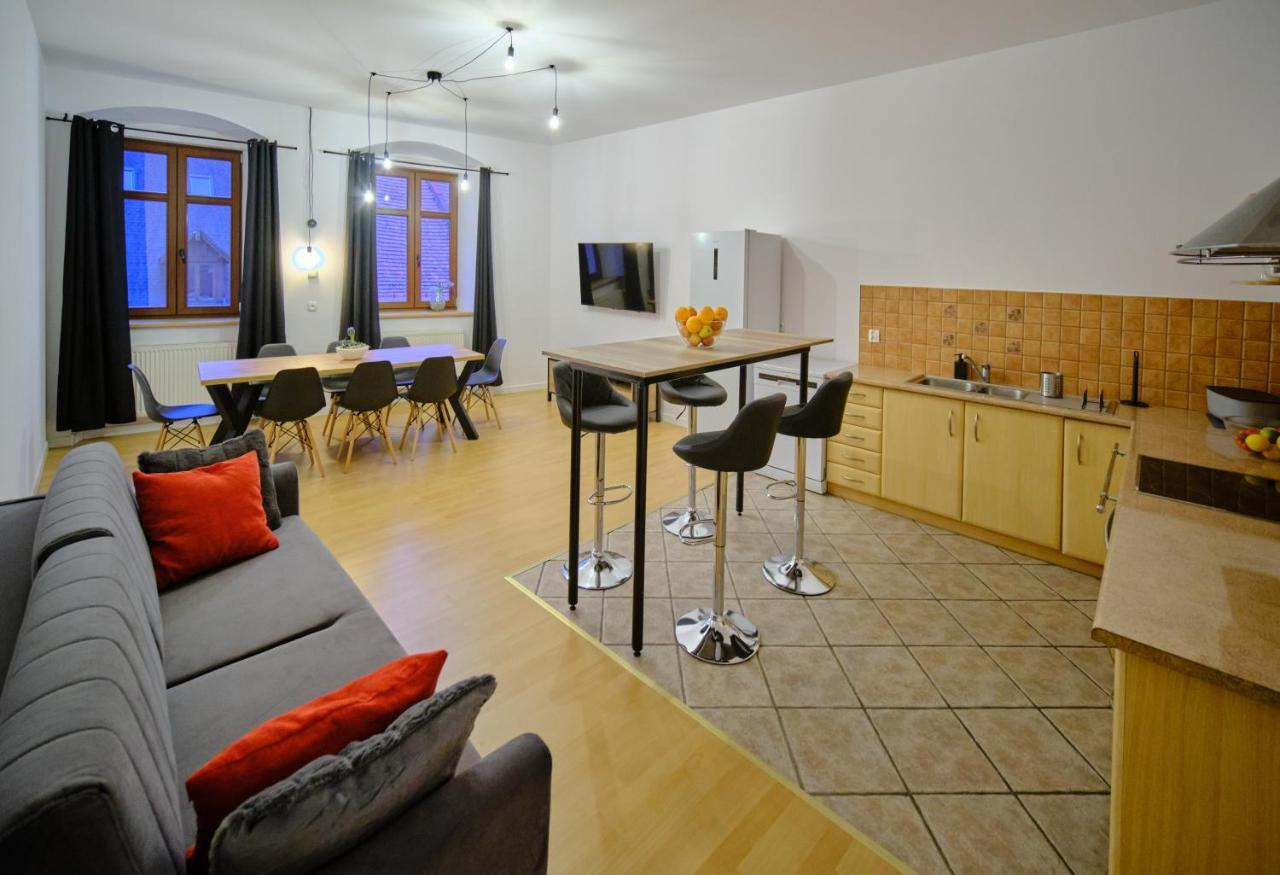 Urania Apartamenty コバリ エクステリア 写真
